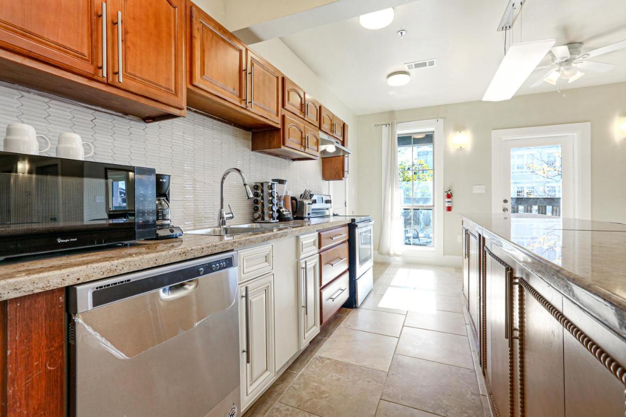 Fully-Furnished 4Br Condo Near Fq New Orleans Exteriér fotografie